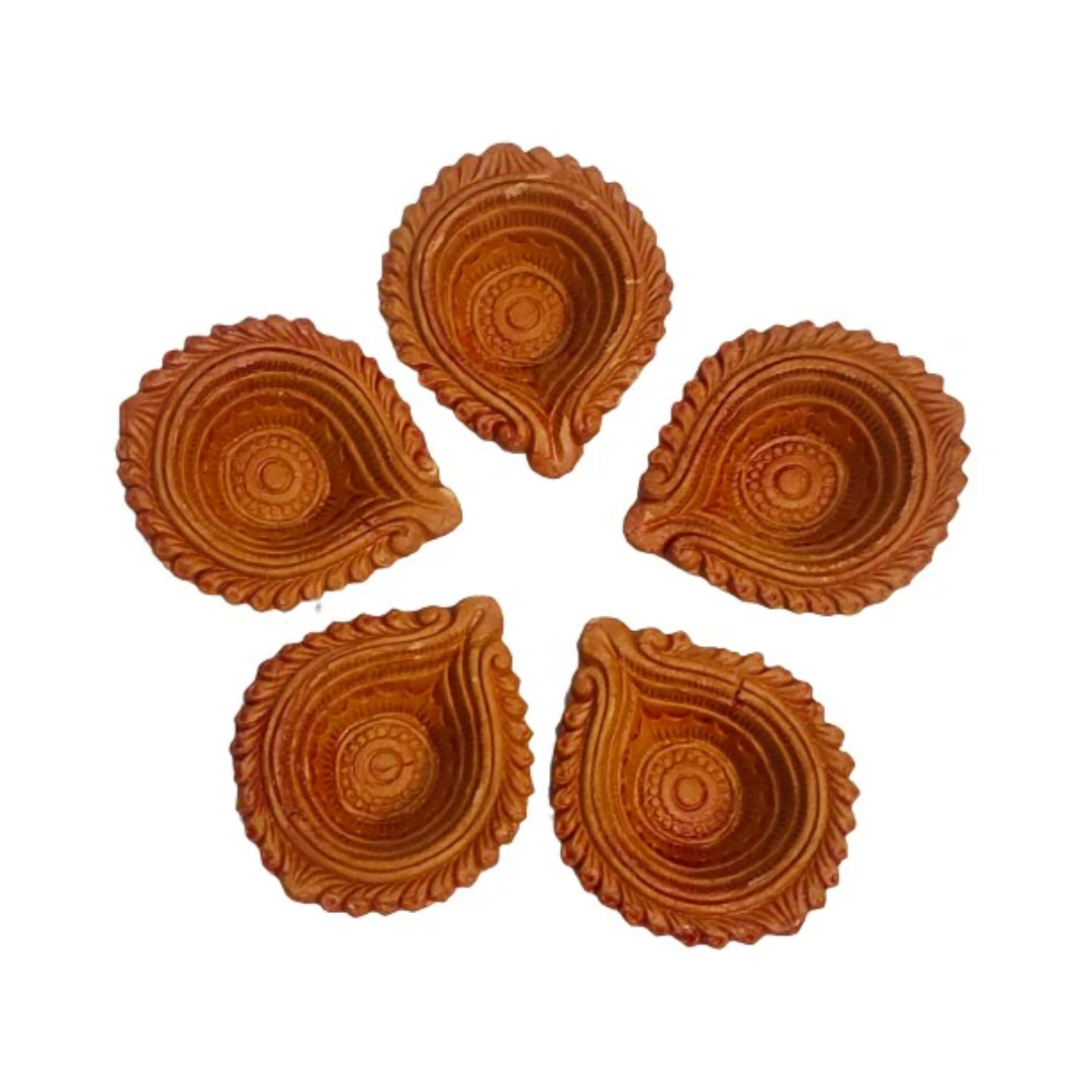 Clay Diyas